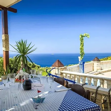 Me Away - Argo's Summer Poolside Retreats Casa vacanze